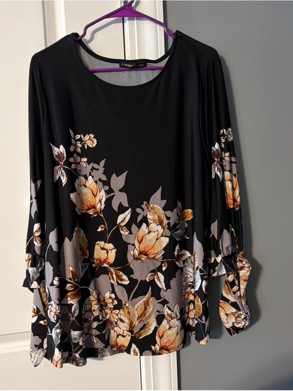 Black Floral Long-Sleeve Women's Top